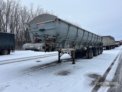 2011 Temisco DT-T4W-46-10 46 ft Quad/A Live Bottom Trailer