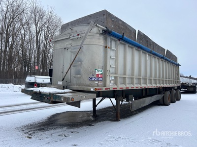 2002 Larry 42 ft Tri/A End Dump Trailer