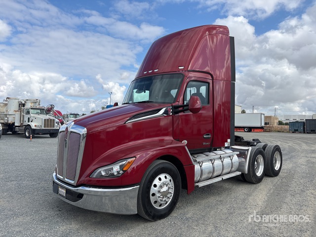 2024 Kenworth T680 6x4 T/A Day Cab Truck Tractor