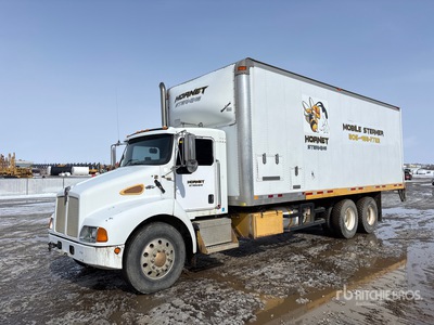 2004 Kenworth T300 6x4 Camion de vapor