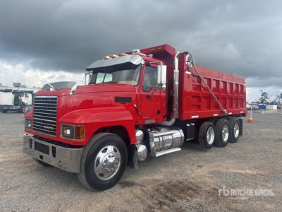 2019 Mack PI64T Pinnacle 8x4 Tri/A Dump Truck