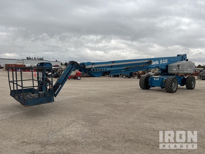 2015 Genie S-125 4WD Diesel Telescopic Boom Lift