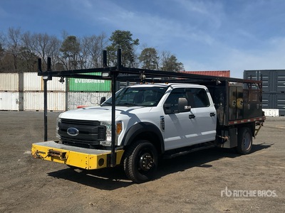 2017 Ford F-450 XL 4x4 Crew Cab Pritsche-Lkw