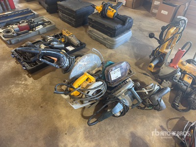 Quantity of (5) Circular Saws منشار دائري