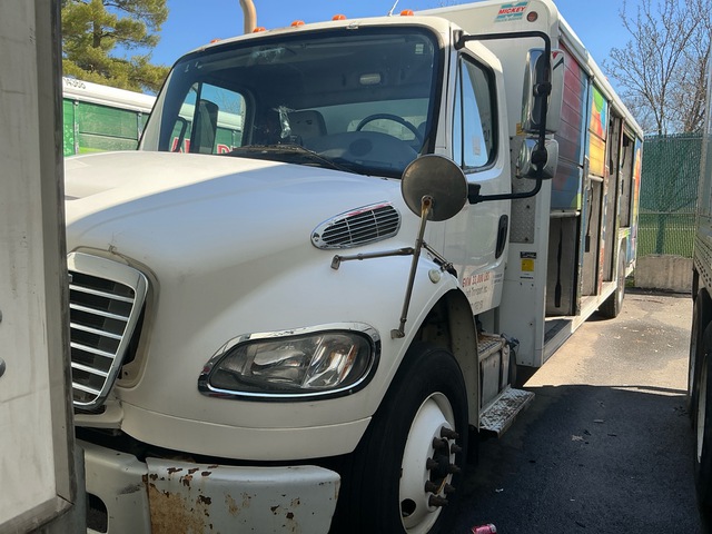 2015 S/A Freightliner M2102 Van Truck