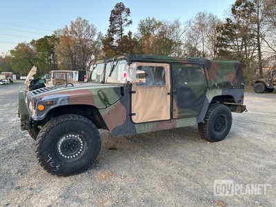 2007 AM General M1097R1 HMMWV 4 Door Soft Top w/Truck Body
