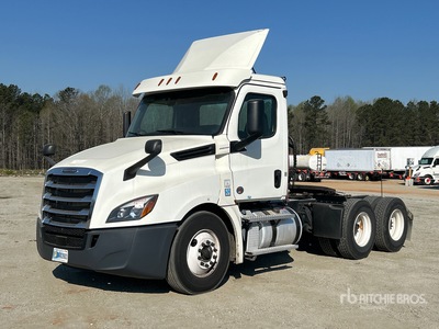 2019 Freightliner Cascadia 126 6x4 Cabeza Tractora Cabina Corta