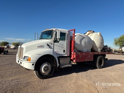 2005 Kenworth T300 4x2 Mud Mixing Truck