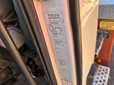 Terex RS6000 30 ton Straight Boom on 2002 Volvo VHD 6x4 Boom Truck