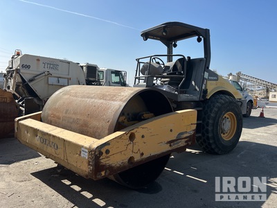 2012 Volvo SD160 Smooth Drum Compactor (Inoperable)
