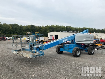 2018 Genie S40 4WD Diesel Telescopic Boom Lift