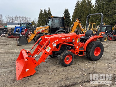 2024 Kubota L3302HST 4WD tractor utilitario