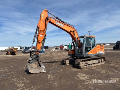 2018 Dossan DX140LC-5 Tracked Excavator