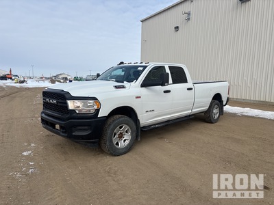 2019 Dodge Ram 3500 4x4 Crew Cab Pickup