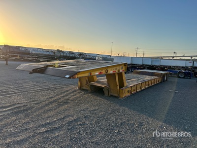 1999 Holden HMF50 50000 lb 48 ft Tri/A Folding Neck Trailer