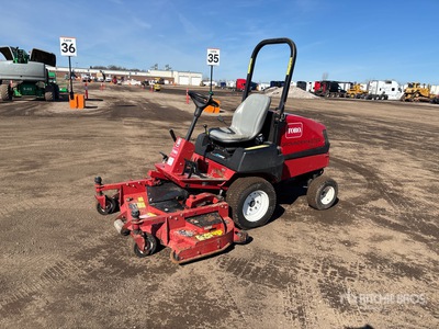 2007 Toro Groundsmaster 3280-D Zero-Turn Lawn Mower
