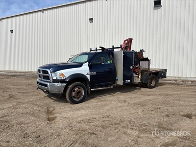 Fassi F60A-23 6000 lb Knuckle Boom on 2013 Ram 5500 4x4 Boom Truck