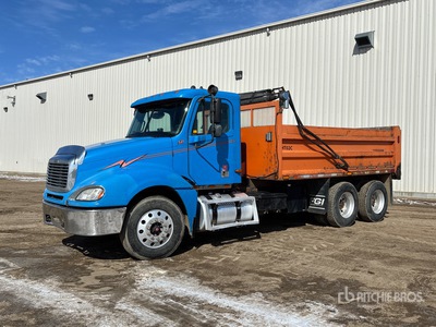 2002 Freightliner Columbia 120 6x4 T/A Dump Truck