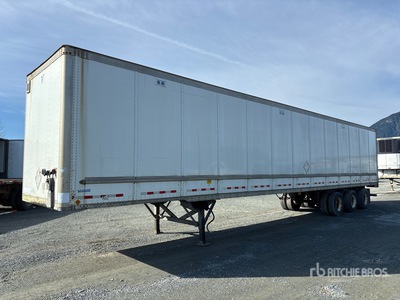 2012 Vanguard 53 ft x 102 in Tri/A Van Trailer