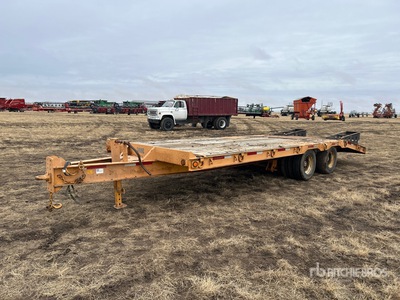1999 Trail King 24 ft T/A Equipment Trailer