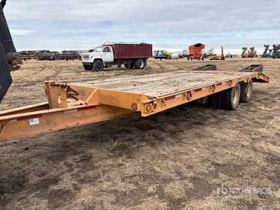 1999 Trail King 24 ft T/A Flatbed Trailer