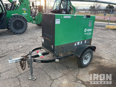 2016 Miller Big Blue 500 Pro 500 A Mobile Multi-Process Engine Driven Welder (Inoperable)