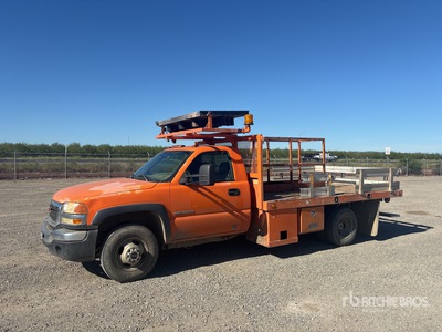 2006 GMC Sierra 3500 4x2 Traffic Control Truck