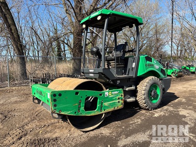 2018 Bomag BW145D-5 جهاز ضاغط الأسطوانة الناعمة