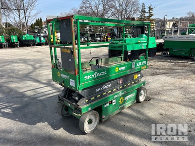 2016 Skyjack SJIII 3220 Electric منصة رفع متحركة