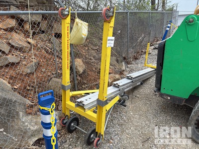 2023 Sumner 2118 Material Hoist