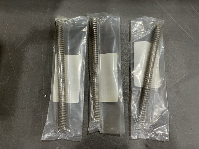 (70) Oshkosh 1472140 Helical Compression Springs