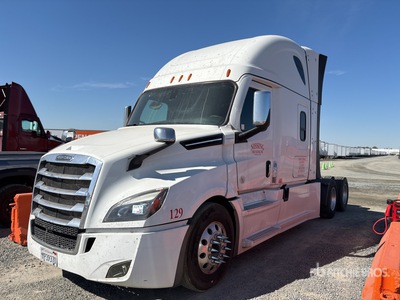 2022 Freightliner Cascadia 126 6x4 T/A Sleeper Truck Tractor