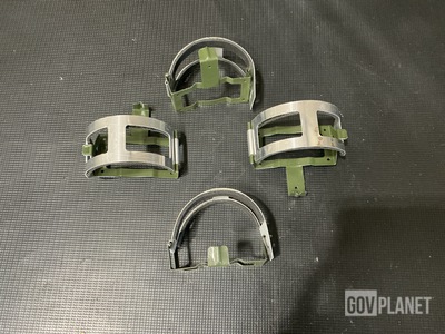 (86) Tinnerman Palnut Engineered A5935-051 Line Supporting Straps