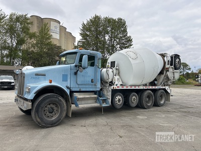 2006 Kenworth W900 12x4 شاحنة خلاط