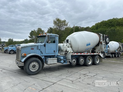 2007 Peterbilt 357 12x4 Mixer Truck
