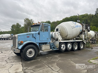 2007 Peterbilt 357-111 12x4 Mixer Truck