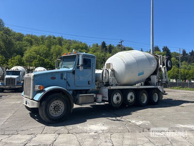 2006 Peterbilt 357-111 12x4 شاحنة خلاط