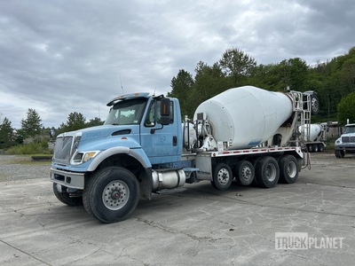 2007 International 7700 12x4 Mixer Truck