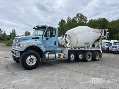 2007 International 7700 12x4 شاحنة خلاط