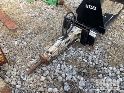 2017 Bretec C2/BT02A010 30 in Hydraulic Breaker