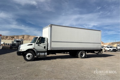 2010 International 4300 4x2 Van Truck