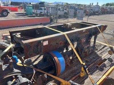 Peterbilt frame section بنود متنوعة - قطع المعدات