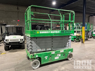 2017 Genie GS-4047 Electric Scissor Lift