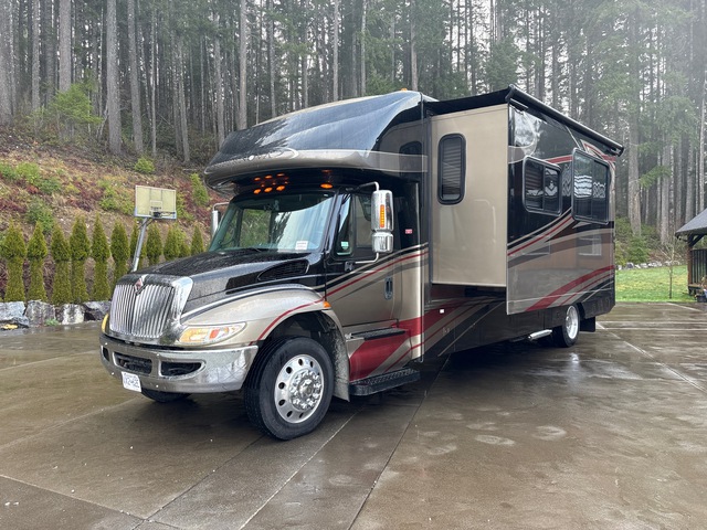 2008 International Gulf Stream 4200 Motor Home