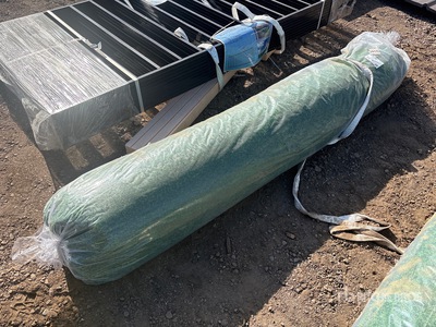 6.6 ft x 49.2 ft Artificial Grass Turf Drainage Holes with Rubber Backing Materiale edile (Unused)