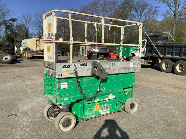 2014 JLG 2630ES Electric Scissor Lift