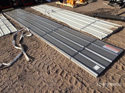 Quantity of (70) 20 Ft x 3 Ft Grey Metal Roof Panels Materiale edile (Unused)