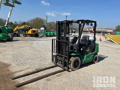 2017 Yale GTP050MXNEAE084 4600 lb Pneumatic Tire Forklift