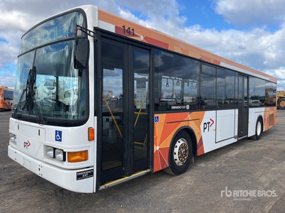 Volvo B12BLE 4x2 74-Seat Transit Autobus