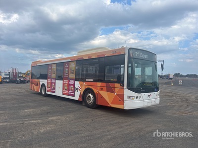 2003 Volvo B12BLE 73-Seat Bus